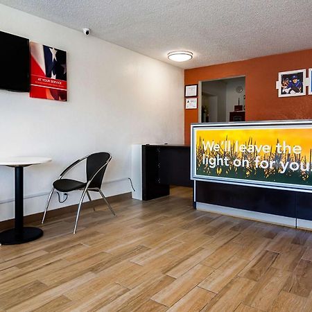 Econo Lodge Эшборо Экстерьер фото